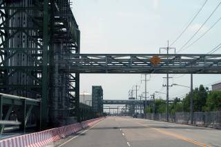 Case study site visit to petrochemical estate, Map Ta Phut, Thailand. By Ashley Scott Kelly, 2016.