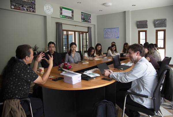 HKU landscape students meet with the Karen Environmental and Social Action Network (KESAN). By Sandra Saw Yu Nwe, 2023.